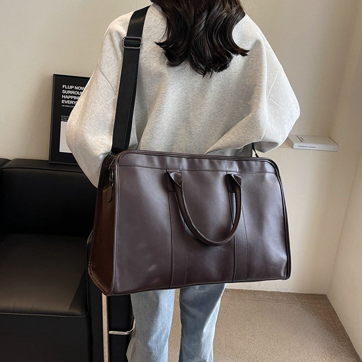 Schlanker eleganter Leder-Reiserucksack Karnz