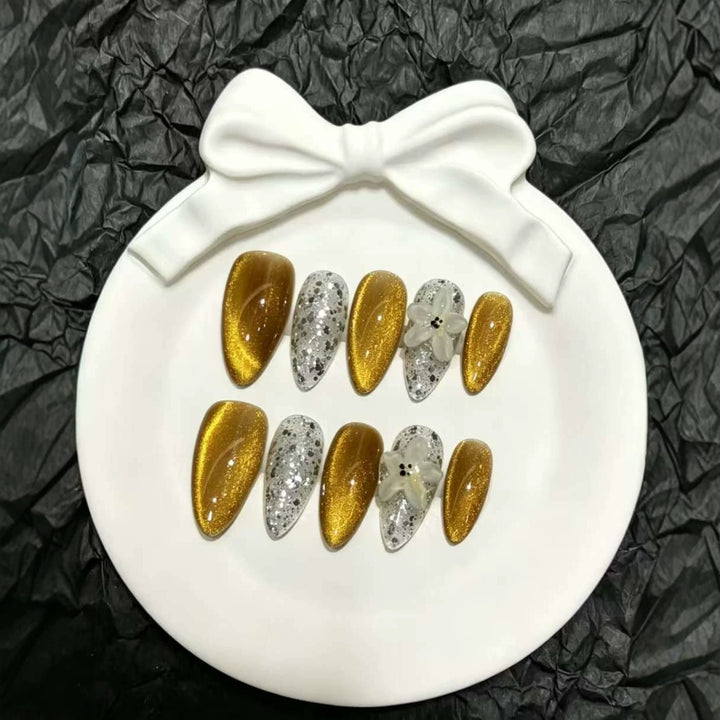 Elegantes Glitzerndes Press-On Nagelkunst Set