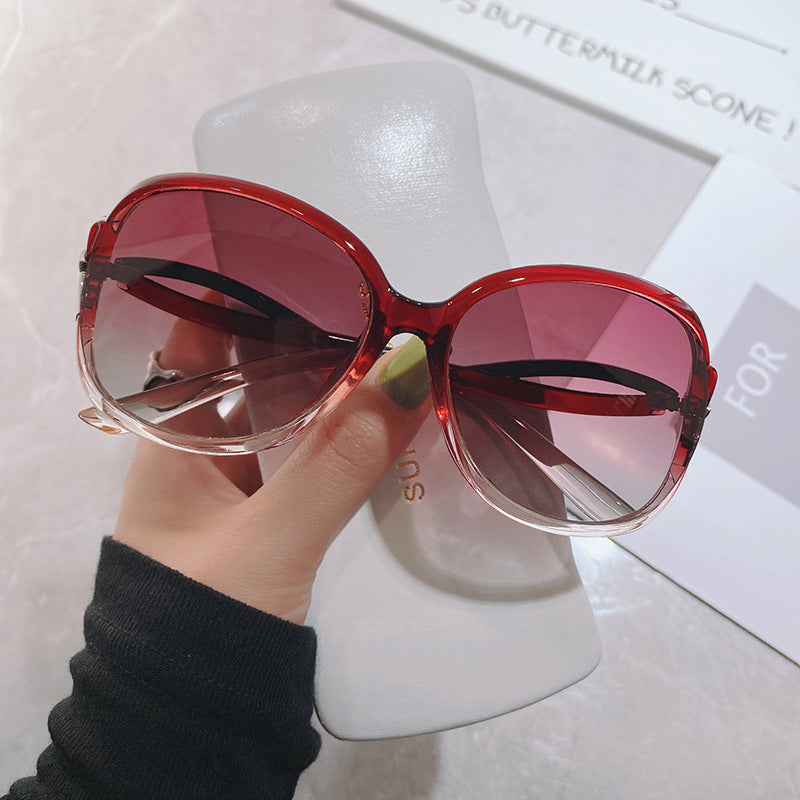 Damen oversized Sonnenbrille mit glamourösem Design Karnz