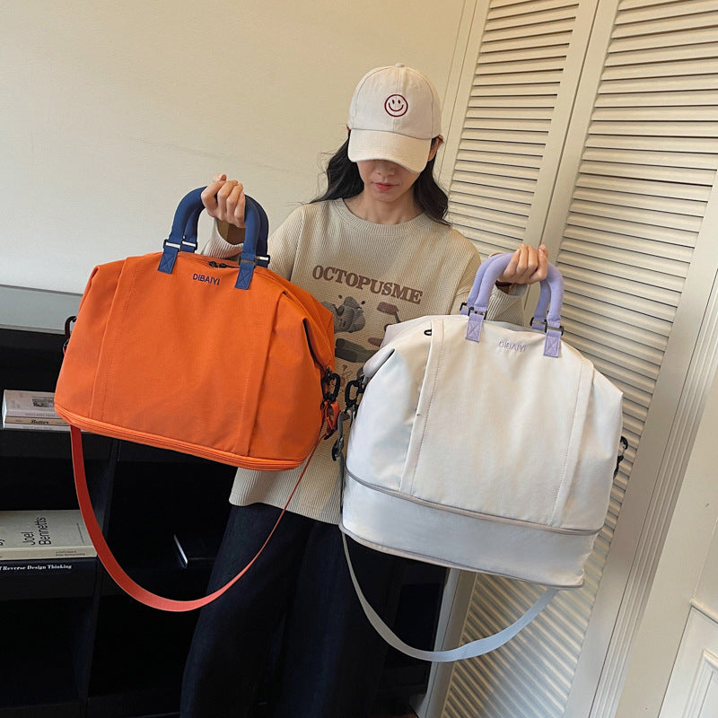 Vielseitige Reisetasche mit verstellbarem Schultergurt Karnz
