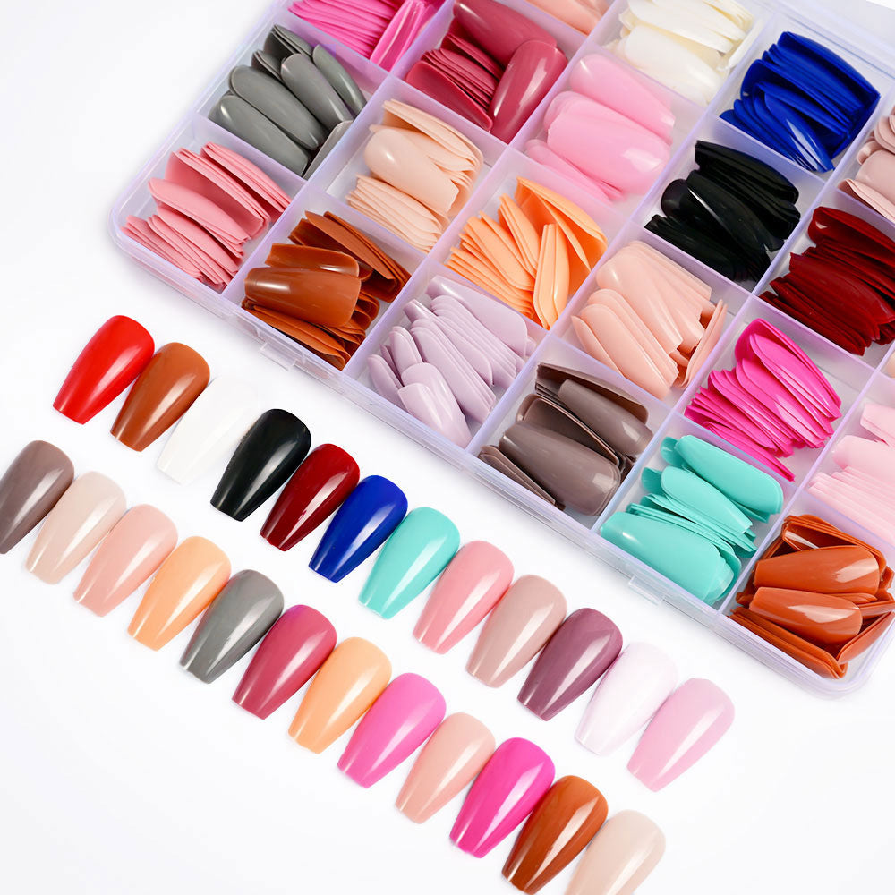 Umfangreiche Gel-Nagelspitzen-Kollektion Karnz