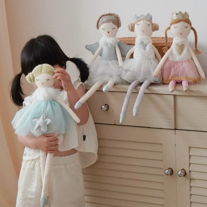 Handgemachte Plüsch Prinzessin Ballerina Puppe mit Tüllrock und gesticktem Gesicht