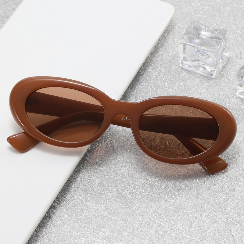 Damen stilvolle Sonnenbrille im extravaganten Design Karnz
