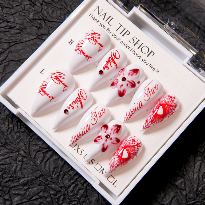 Künstlerisches Floral Press-On Nageldesign Kit