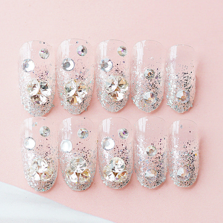 Glitzerndes kunsthandwerkliches Press-On-Nagelset Karnz