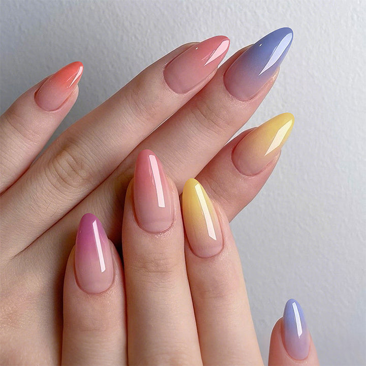 Ombre Nagelkunst Set mit Elegantem Farbverlauf-Design Karnz