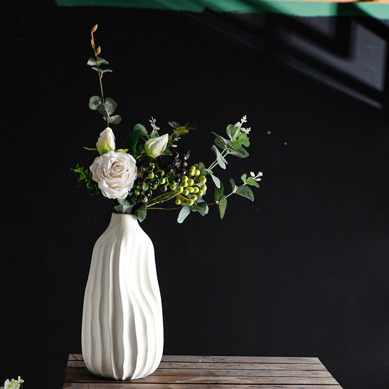 Dekorative Keramikvase Karnz