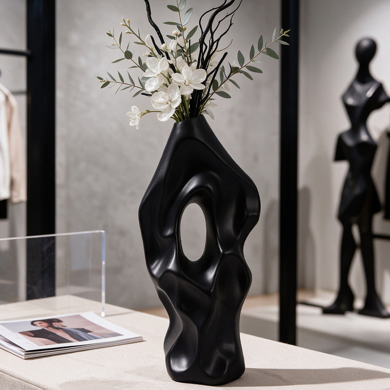 Skulpturale abstrakte dekorative Vase Karnz