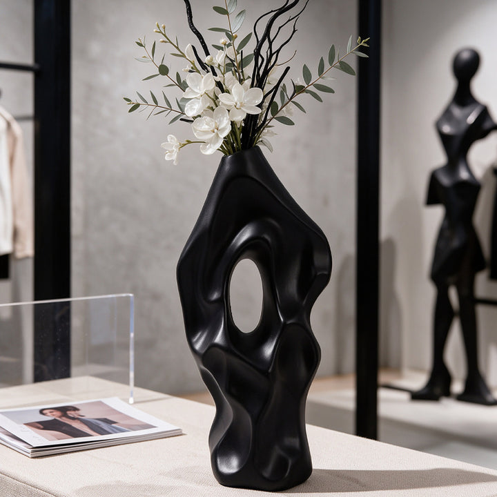 Skulpturale abstrakte dekorative Vase Karnz