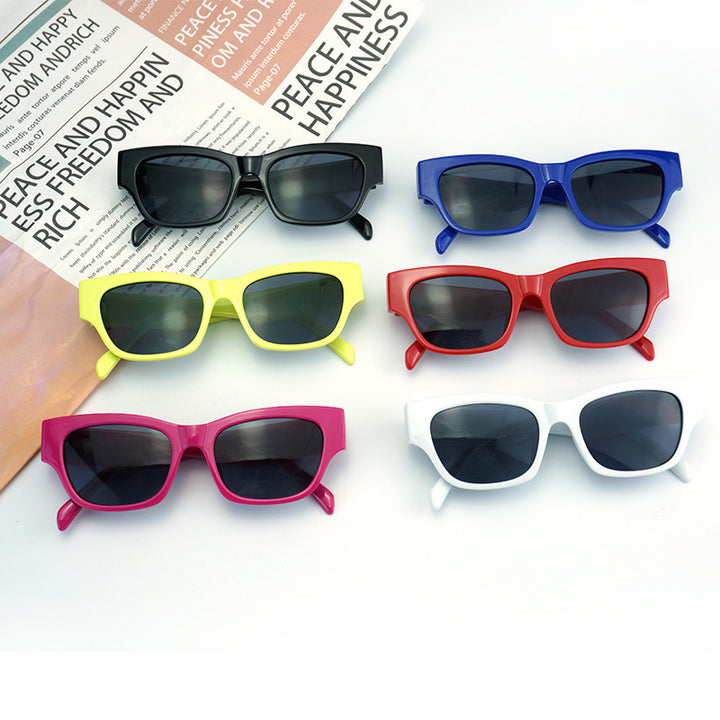 Damen Modische Sonnenbrille mit hochwertigem Kunststoffrahmen und UV-Schutz Karnz