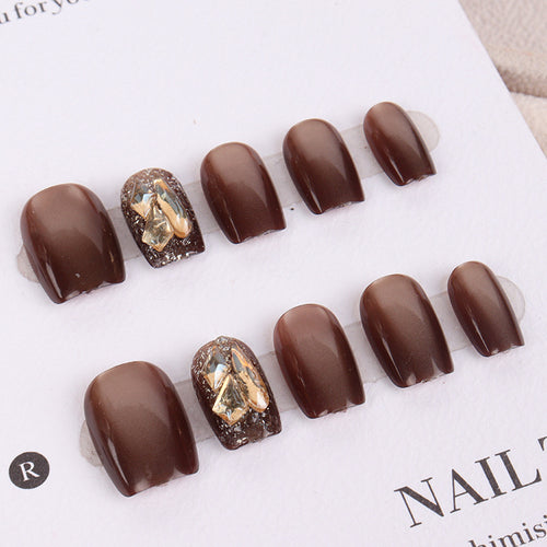 Glamorous Press-On Nail Art Set