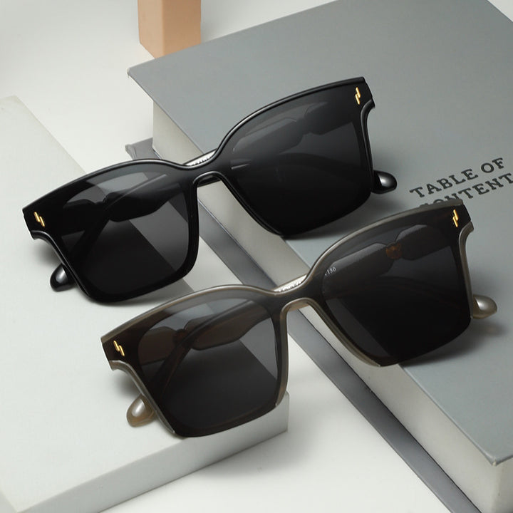 Damen Modische Sonnenbrille mit stilvollem Rahmen Karnz