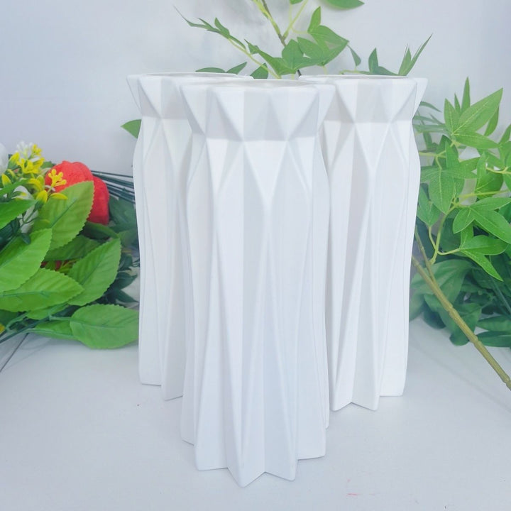 Dekorativer geometrischer Blumenvase Karnz