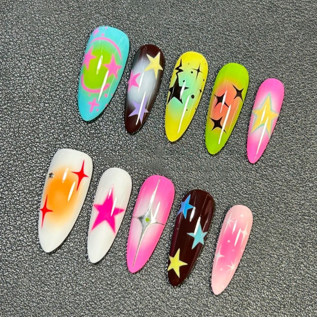 Glitzerstern-Themen Press-On Nagelkunst Set Karnz