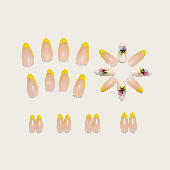 Kunstvolle Nageltipps Karnz