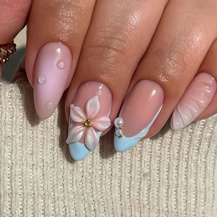 Künstlerisches florales Design Press-On Nagelset Karnz