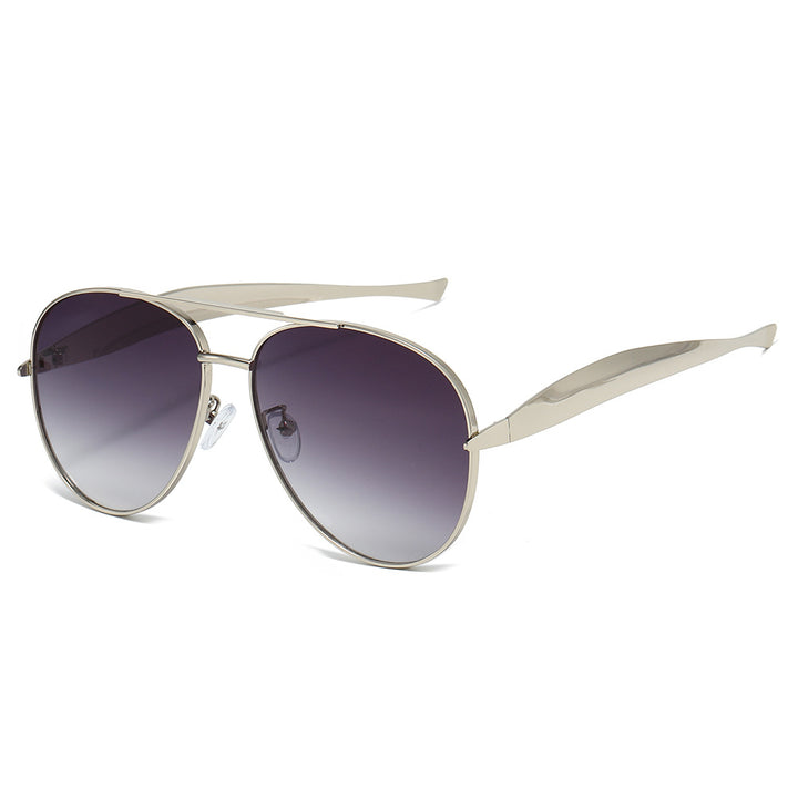 Chic Aviator Sonnenbrillen mit stilvollen Metallakzenten Karnz