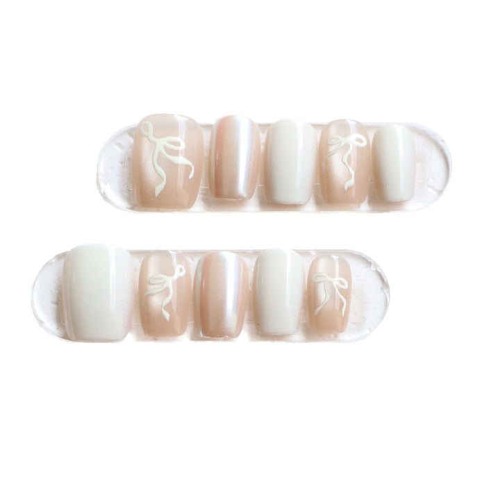 Elegantes Nagelkunst-Set Karnz