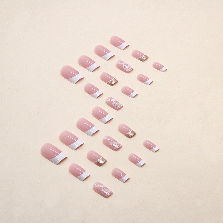 Herz-Design Press-On Nagelkunst Tipps Karnz