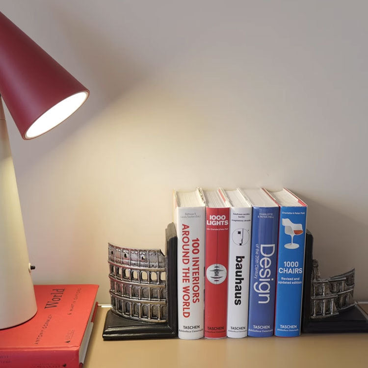 Dekorative Buchstützen