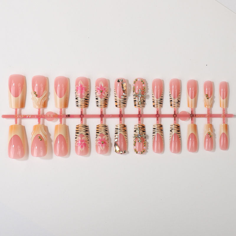 Nail Art Karnz