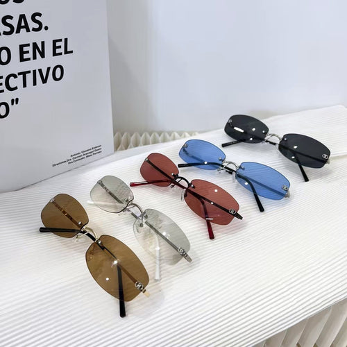 Elegante Premium Sonnenbrille mit Schlankem Metallrahmen Karnz