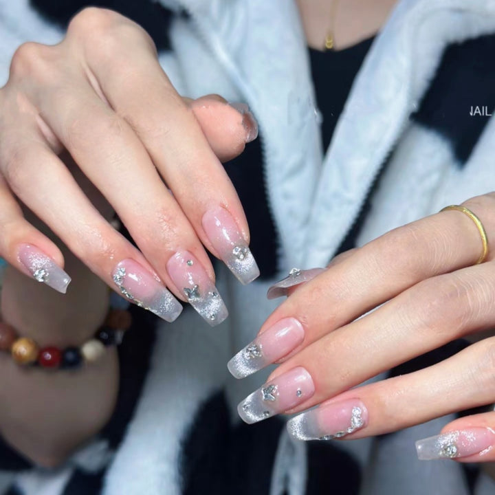 Premium dekorative Nagelspitzen Karnz