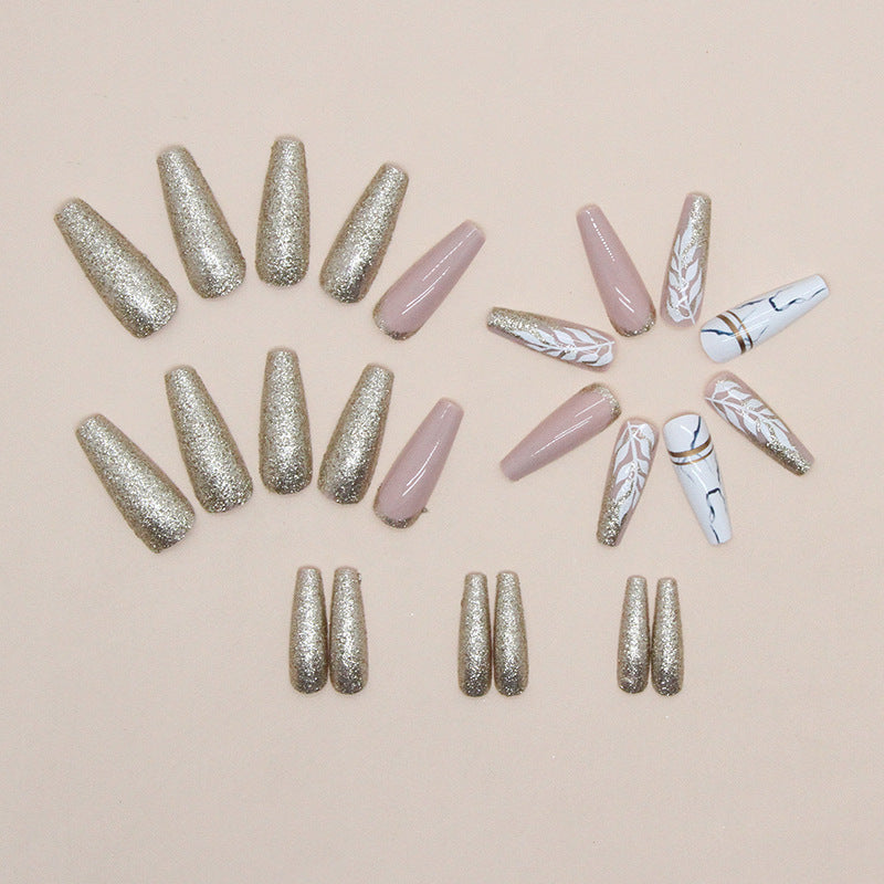 Dekorative Glitzer-Nagelspitzen Karnz