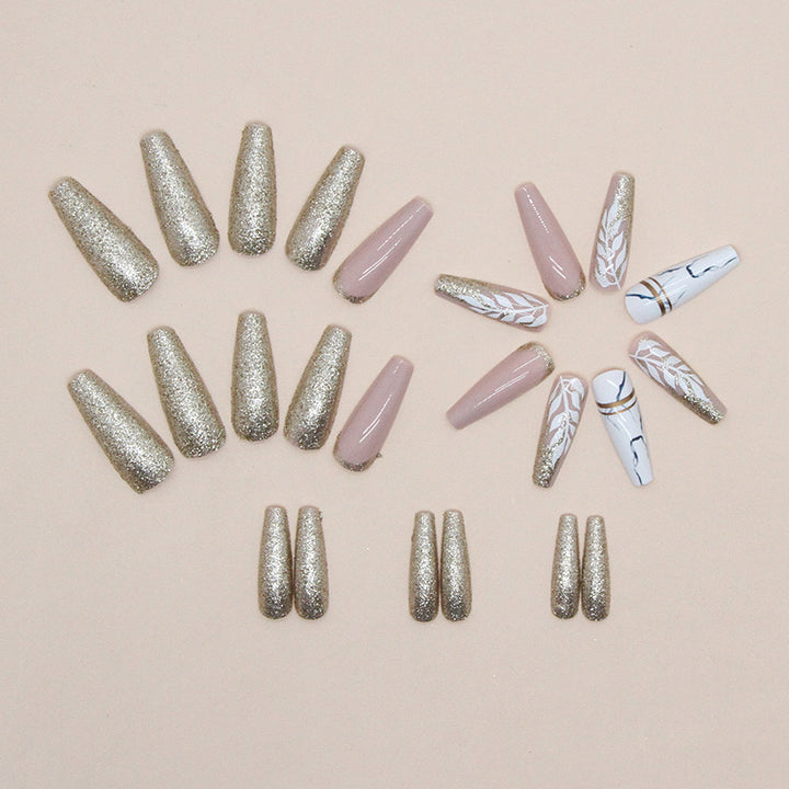 Dekorative Glitzer-Nagelspitzen Karnz