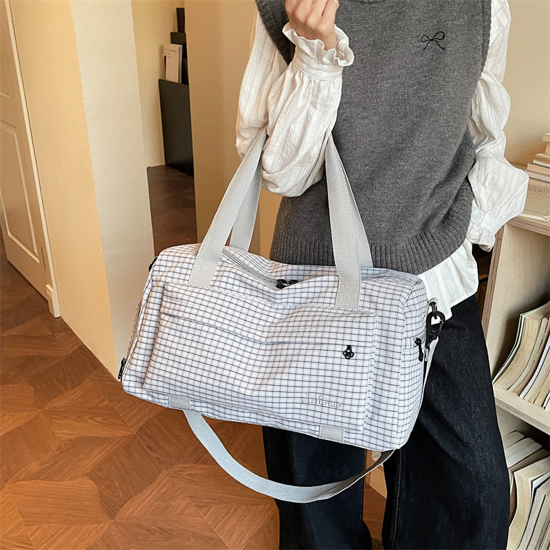 Stylische gemusterte Reisetasche Karnz