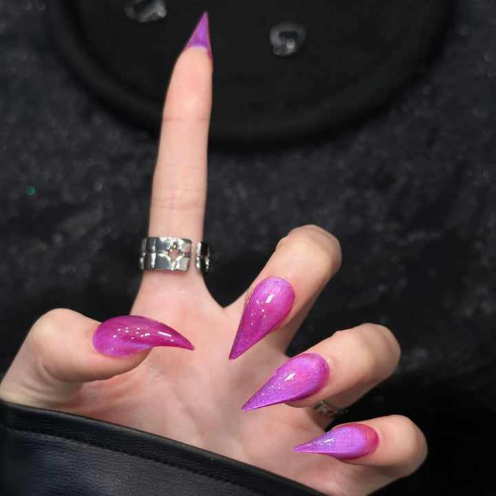 Glamouröse Stiletto Druck-Nägel