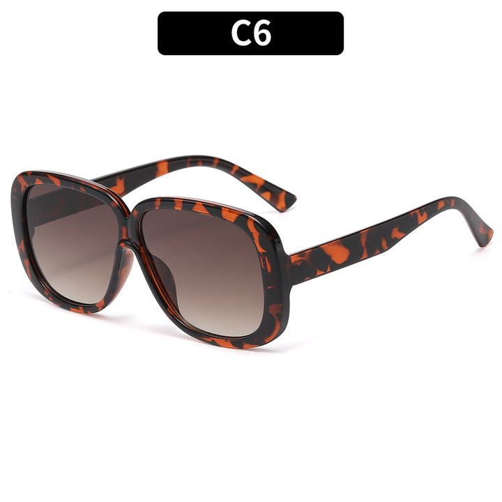 Übergroße retro-inspirierte quadratische Sonnenbrille