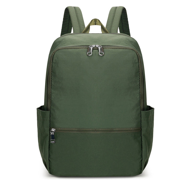 Minimalistischer Rucksack für Reisen