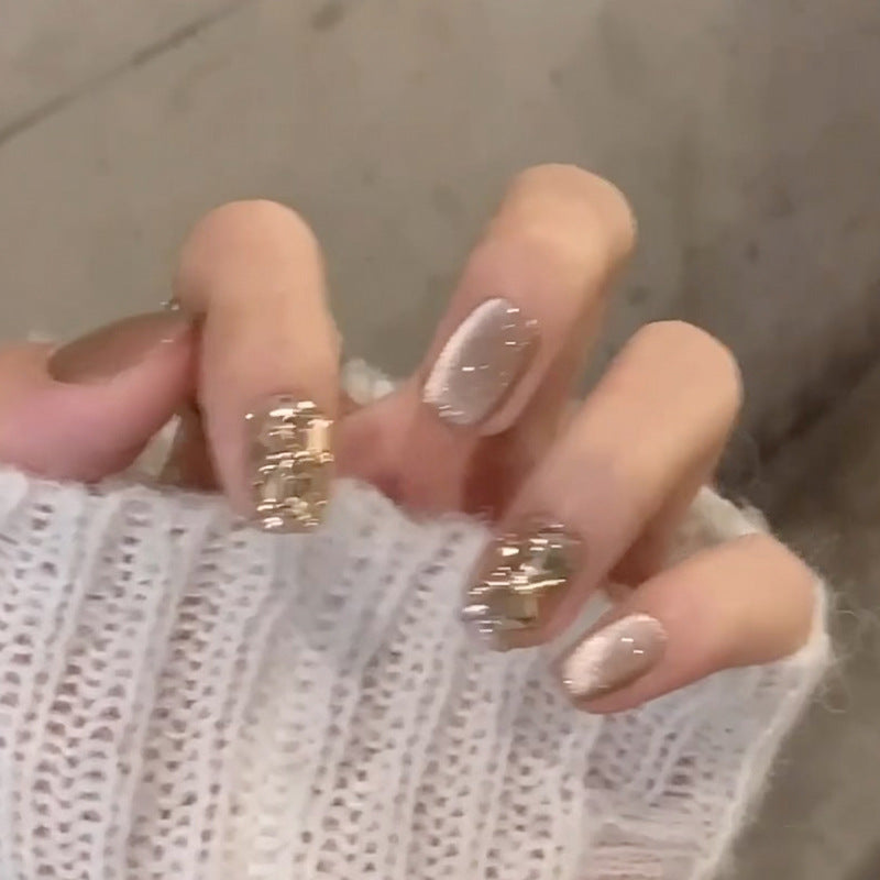 Elegante Nagelkunst Karnz