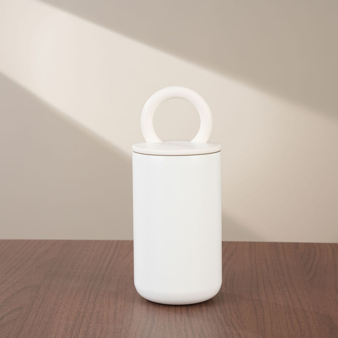 Stilvolle isolierte Wasserflasche Karnz