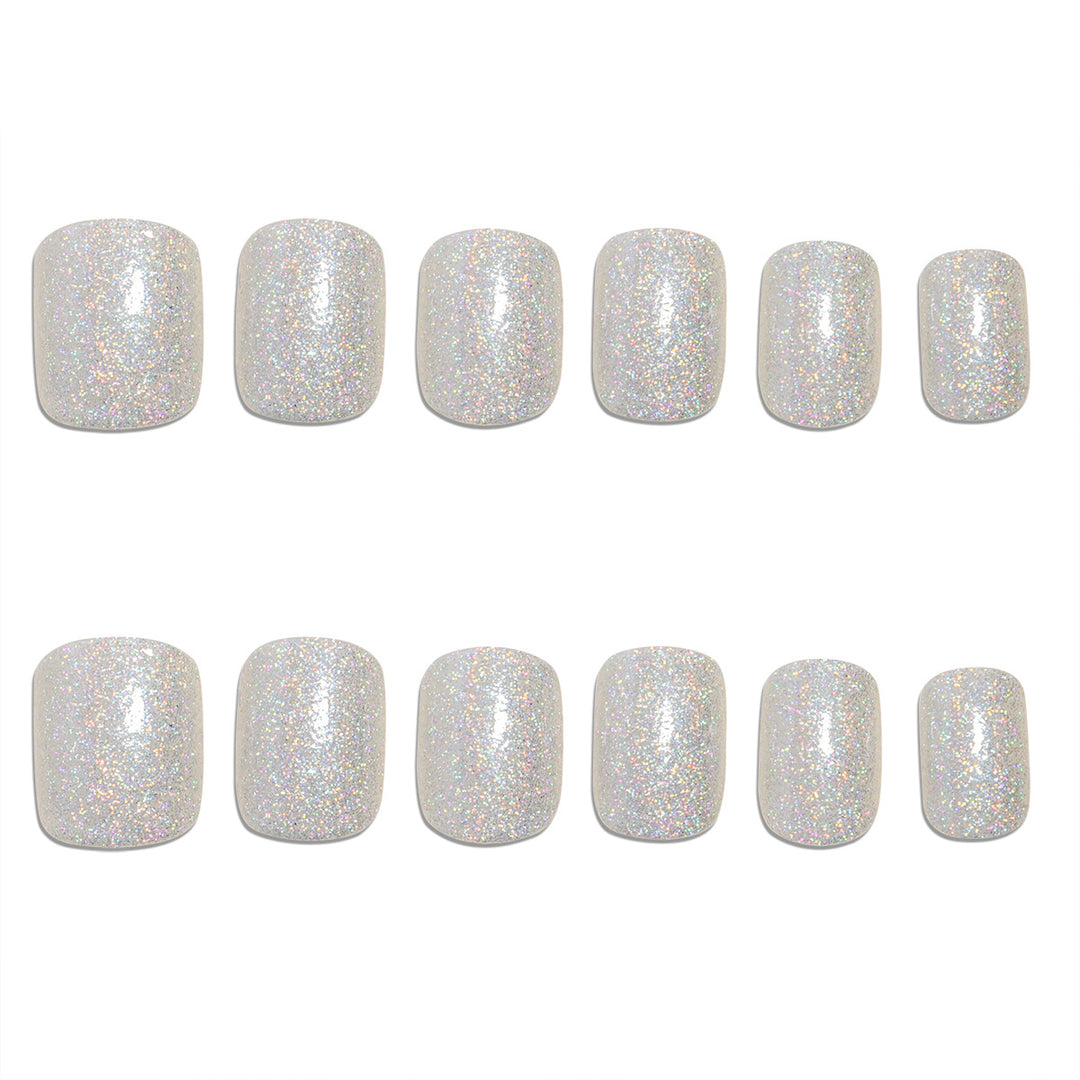 Glitzernde Press-On-Nagelspitzen Karnz