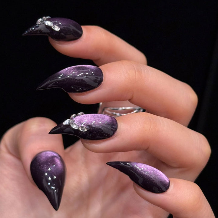 Glamouröse Stiletto Press-On Nagelverzierungen