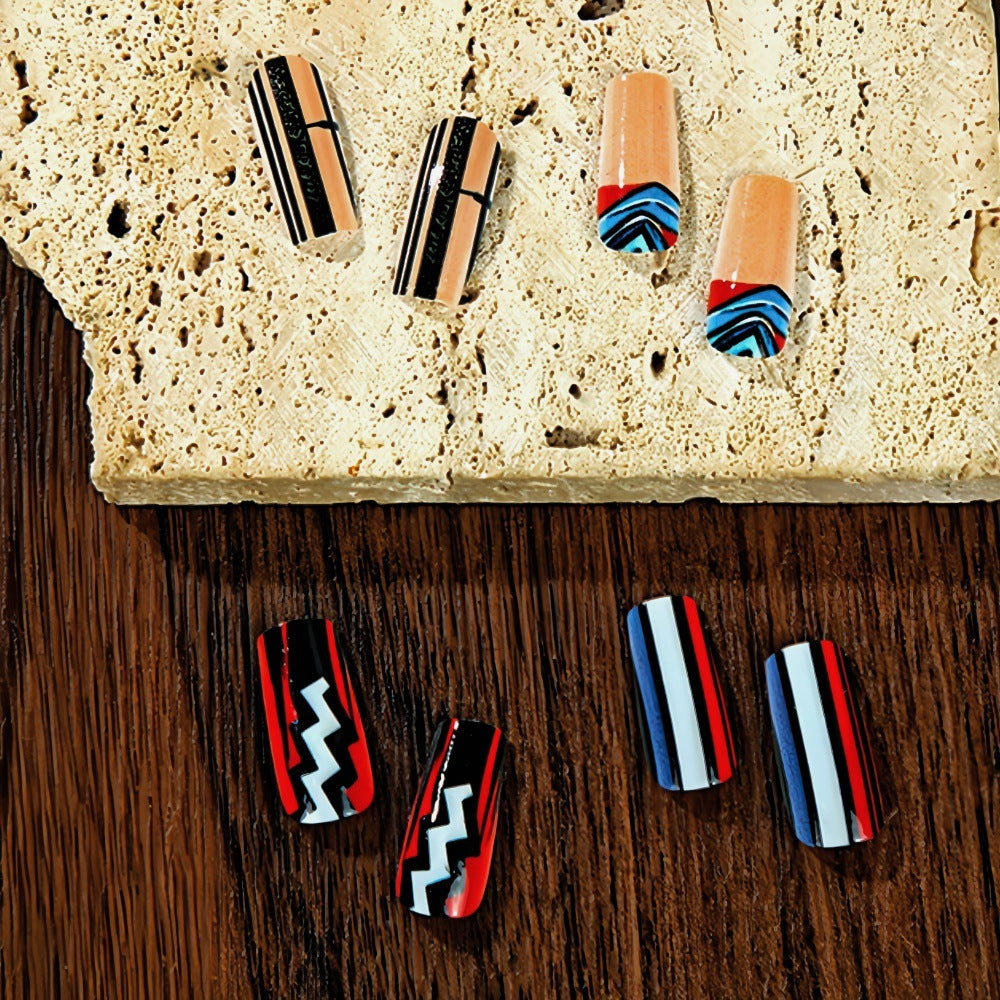 Kunstnagelset Karnz