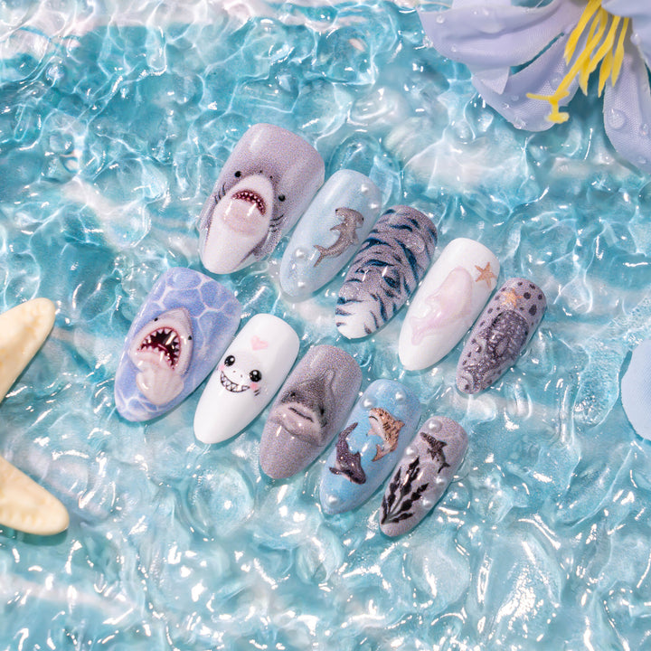 Marine Life-Themed Press-On Nail Art Set