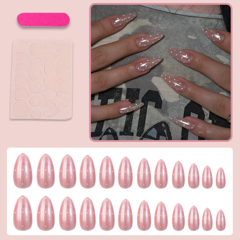 Künstliche Fingernägel mit Modernem Punktedesign Karnz
