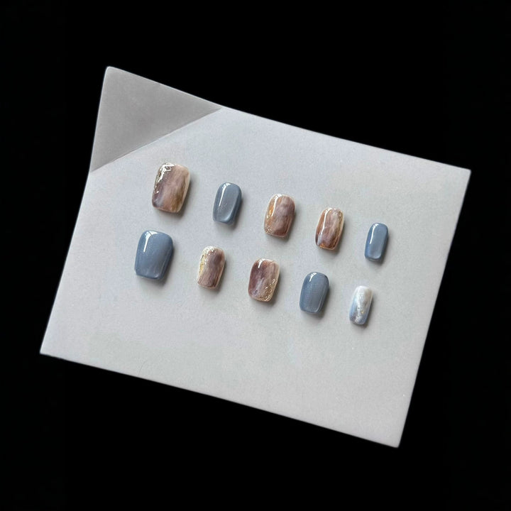 Künstlerische Press-On Nageldesigns