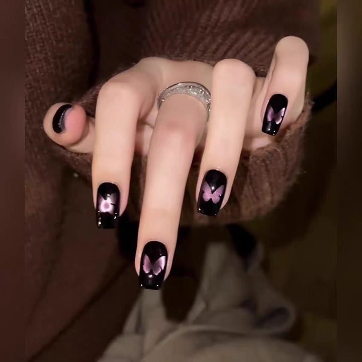 Schmetterlings-inspirierten Press-On Nagelkunst