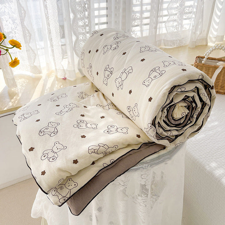 Floral gestickte Bettdecke Karnz