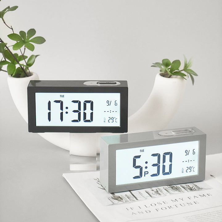 Digitaler Wecker mit Großem Kontrastierenden Led-Display und Temperaturanzeige Karnz