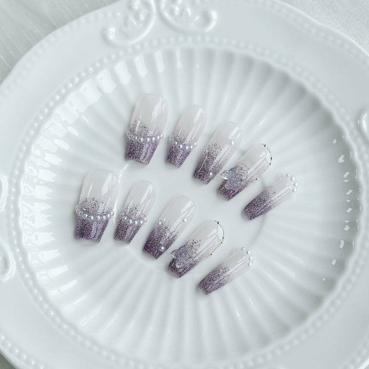 Glamouröser Gradient Druck-On Nägel Set mit Strassakzenten