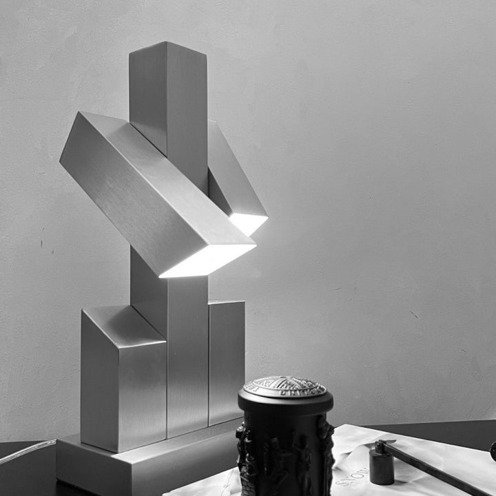 Moderne abstrakte Skulptur Tischlampe