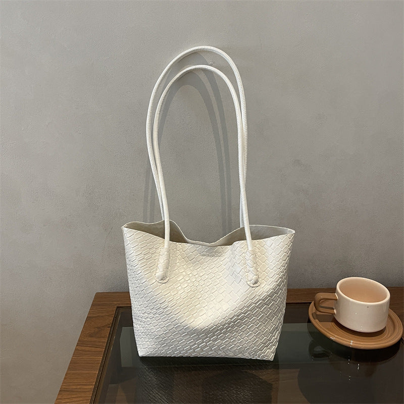 Gewebte strukturierte Handtasche