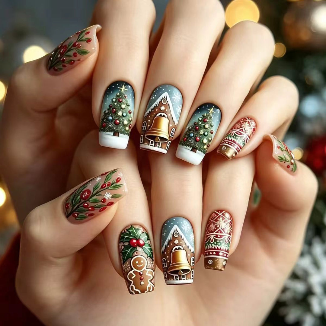 Kunstnägel mit Festlichem Weihnachtsmotiv Karnz