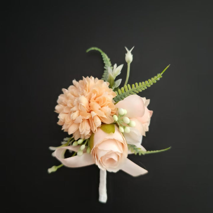 Klassische Blumen Corsage