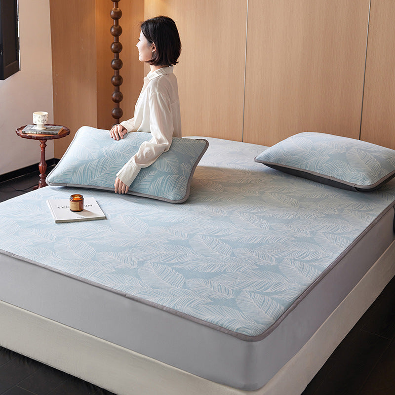 Gepolsterter atmungsaktiver Matratzentopper mit Blatt‑Jacquard